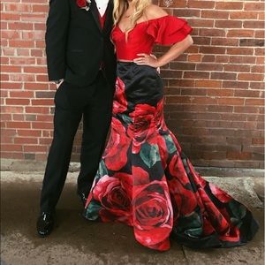 Sherri Hill two piece gorgeous prom dress